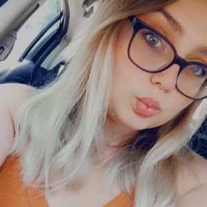 Meet your Posher, Kaylee